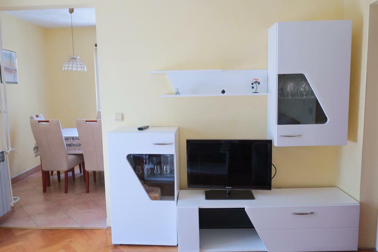 Guest House Ivo 로브란 외부 사진